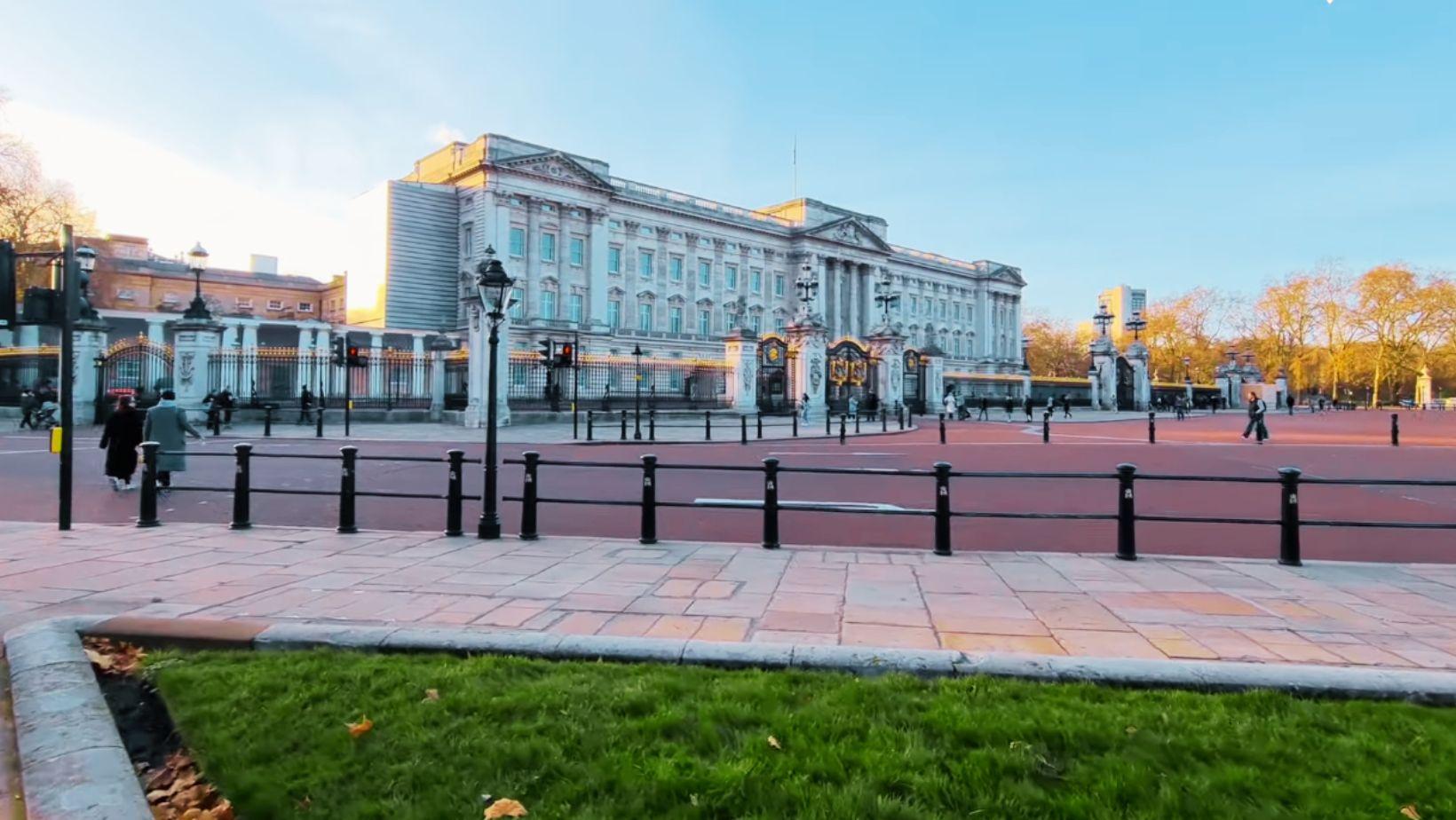 Buckingham Palace Tour, London: Tickets and Activities!