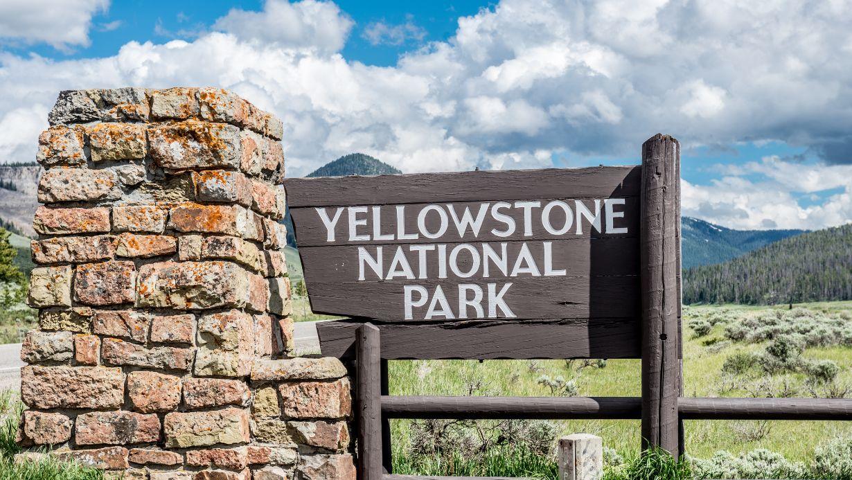 Yellowstone National Park: History and Beauty Across Wyoming, Montana, Idaho, and More